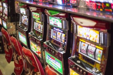 betticket payment method selection showing DANA OVO GoPay QRIS and bank options
