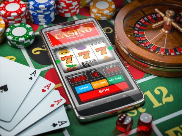 Our betticket French Roulette wheel close view with single zero layout