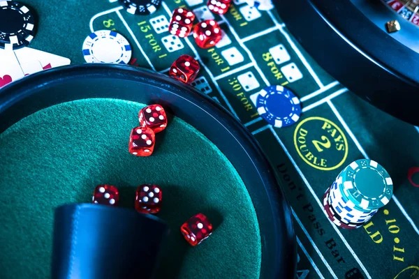 Mega Sevens slot interface showing five reels, payline grid, and symbol values on betticket