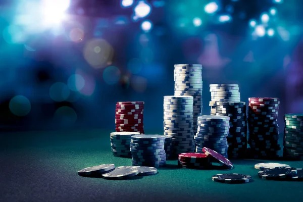 Blackjack card hand display and hit-stand decision buttons